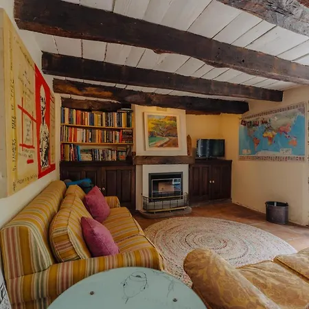 Guest house Madeira Surf 3*