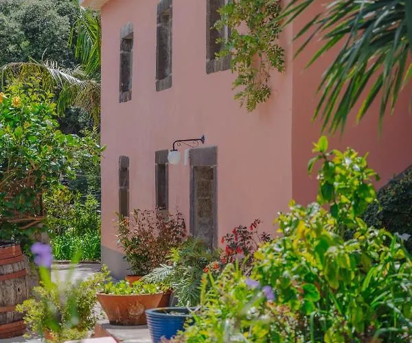 Madeira Surf Гостевой дом