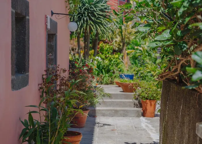 Гостевой дом Madeira Surf