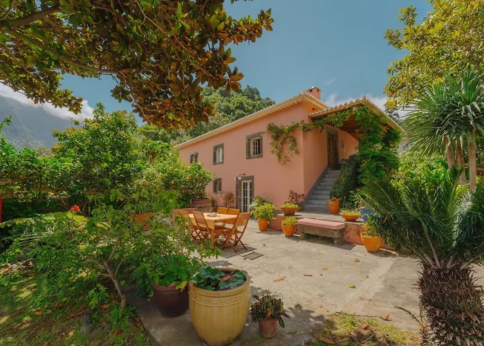 Гостевой дом Madeira Surf 3*