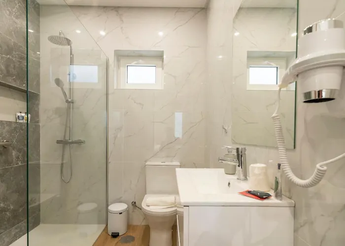 Гостевой дом Madeira Surf 3*