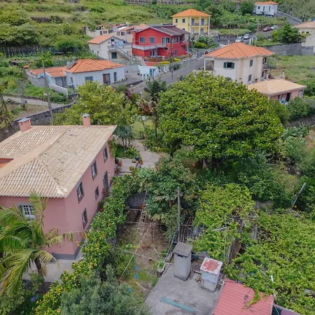 Madeira Surf Pensionat 3*