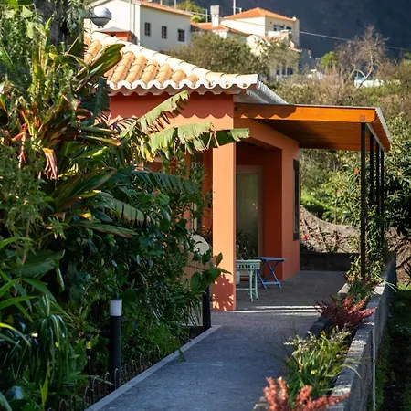 Pensionat Madeira Surf 3*