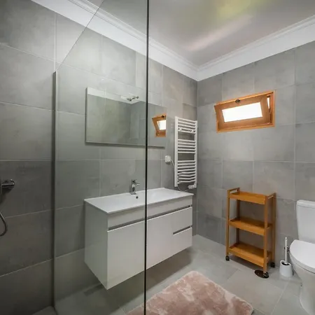 Madeira Surf 4*