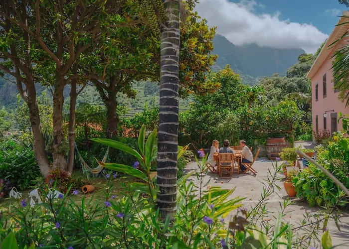 Madeira Surf 招待所